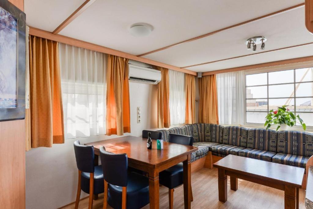 Chalet For 2 At The Beach 잔드보르트 외부 사진